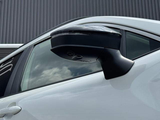 カローラクロス ハイブリッド Z 【改モデル!即納!!】パノラミックビューモニター! ブラインドスポットモニター! ハンズフリーパワーバッグドア シートヒーター1 ベンチレーション 10.5インチディスプレイオーディオ フルセグTV!(20枚目)