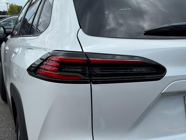 カローラクロス ハイブリッド Z 【改モデル!即納!!】パノラミックビューモニター! ブラインドスポットモニター! ハンズフリーパワーバッグドア シートヒーター1 ベンチレーション 10.5インチディスプレイオーディオ フルセグTV!(31枚目)