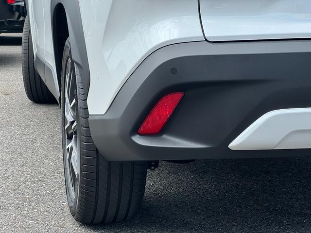 カローラクロス ハイブリッド Z 【改モデル!即納!!】パノラミックビューモニター! ブラインドスポットモニター! ハンズフリーパワーバッグドア シートヒーター1 ベンチレーション 10.5インチディスプレイオーディオ フルセグTV!(32枚目)