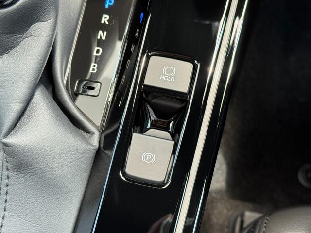 カローラクロス ハイブリッド Z 【改モデル!即納!!】パノラミックビューモニター! ブラインドスポットモニター! ハンズフリーパワーバッグドア シートヒーター1 ベンチレーション 10.5インチディスプレイオーディオ フルセグTV!(55枚目)