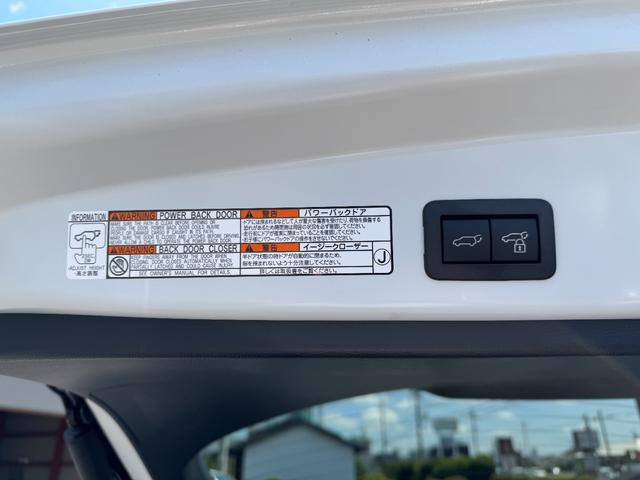 カローラクロス ハイブリッド Z 【改モデル!即納!!】パノラミックビューモニター! ブラインドスポットモニター! ハンズフリーパワーバッグドア シートヒーター1 ベンチレーション 10.5インチディスプレイオーディオ フルセグTV!(80枚目)