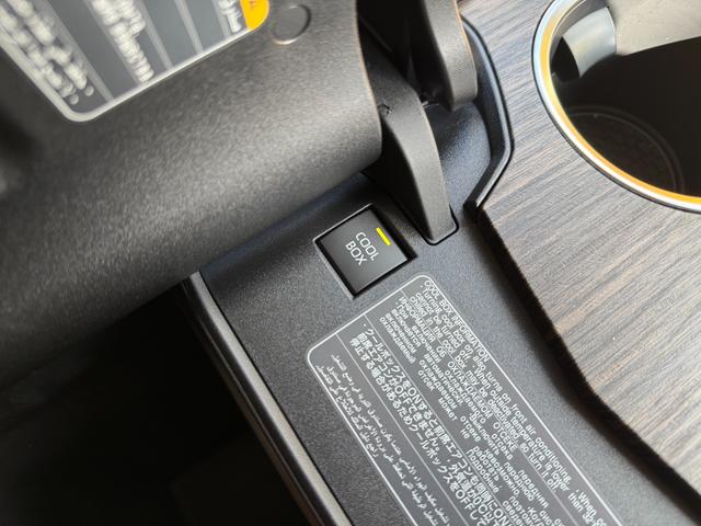 ランドクルーザー ＺＸ　【リアエンターテインメントシステム！パノラミックビューモニター！】クールＢＯＸ　ＪＢＬサウンドシステム　リアデフロック　タイヤ空気圧センサー　ブラックルーフレール　モデリスタエアロ　サンルーフ　ＢＳＭ（62枚目）
