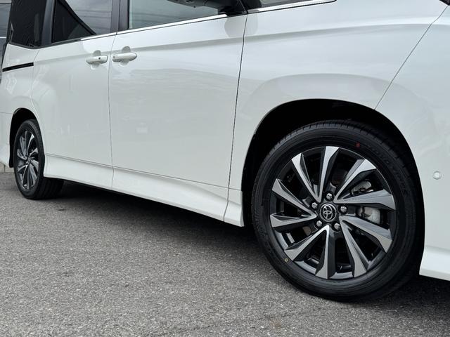 ヴォクシー ハイブリッドＳ－Ｚ　【パノラミックビューモニター！快適利便パッケージＨｉ】１０．５インチディスプレイオーディオ　三眼ＬＥＤヘッドライト　ＨＵＤ　デジタルインナーミラー　スペアタイヤ　ＣＤ／ＤＶＤデッキ　アドバンストパーク（21枚目）