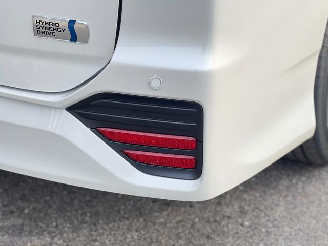 ヴォクシー ハイブリッドＳ－Ｚ　【１３．２インチフリップダウンモニター！トヨタチームメイト！】１０．５インチディスプレイオーディオ　快適利便パッケージＨｉ　ＡＣ１００Ｖ電源　両側パワースライドドア　ブラインドスポットモニター　ＥＴＣ（30枚目）