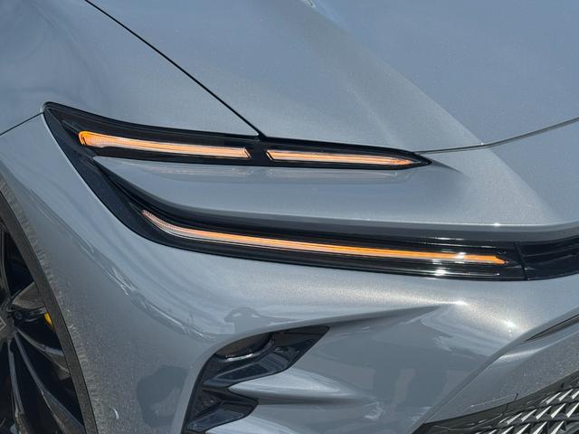 クラウンスポーツ Ｚ　【イエローキャリパー！パノラマルーフ！】　黒内装　寒冷地仕様　パノラミックビューモニター　アドバンストパーク　ヘッドアップディスプレイ　デジタルインナーミラー　ＡＣ１００Ｖ　ブラインドスポットモニター（12枚目）