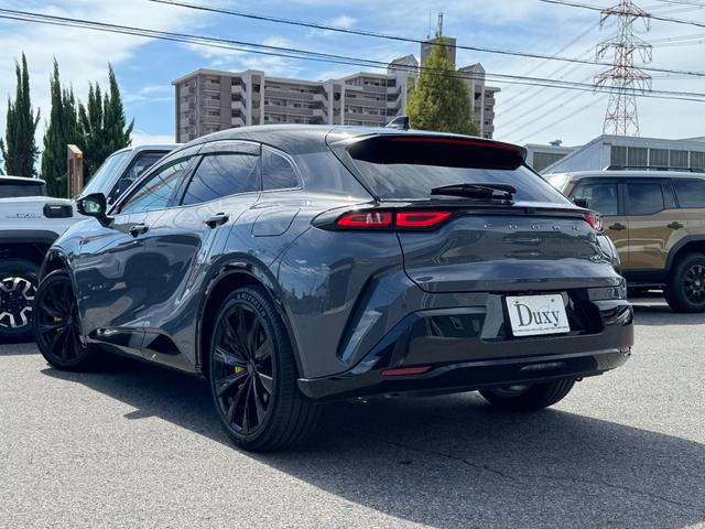 クラウンスポーツ Ｚ　【イエローキャリパー！パノラマルーフ！】　黒内装　寒冷地仕様　パノラミックビューモニター　アドバンストパーク　ヘッドアップディスプレイ　デジタルインナーミラー　ＡＣ１００Ｖ　ブラインドスポットモニター（25枚目）