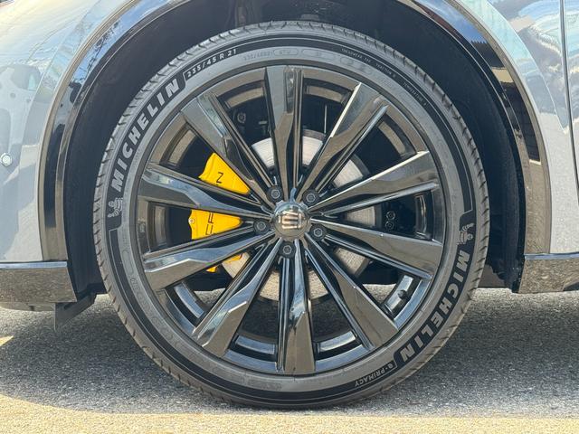 クラウンスポーツ Ｚ　【イエローキャリパー！パノラマルーフ！】　黒内装　寒冷地仕様　パノラミックビューモニター　アドバンストパーク　ヘッドアップディスプレイ　デジタルインナーミラー　ＡＣ１００Ｖ　ブラインドスポットモニター（37枚目）