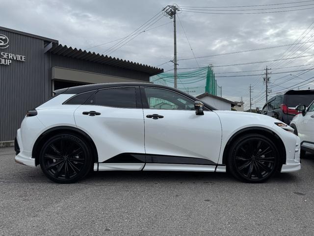 クラウンスポーツ Ｚ　【パノラマルーフ！モデリスタフルエアロ！】ミラーガーニッシュ　パノラミックビューモニター　アドバンスドパーク　ブラインドスポットモニター　ヘッドアップディスプレイ　デジタルインナーミラー　ブラウン内装（9枚目）