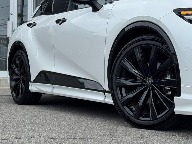 クラウンスポーツ Ｚ　【パノラマルーフ！モデリスタフルエアロ！】ミラーガーニッシュ　パノラミックビューモニター　アドバンスドパーク　ブラインドスポットモニター　ヘッドアップディスプレイ　デジタルインナーミラー　ブラウン内装（20枚目）