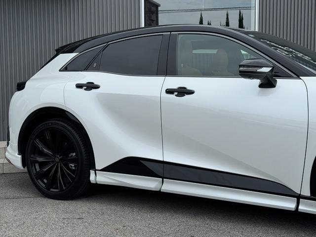 クラウンスポーツ Ｚ　【パノラマルーフ！モデリスタフルエアロ！】ミラーガーニッシュ　パノラミックビューモニター　アドバンスドパーク　ブラインドスポットモニター　ヘッドアップディスプレイ　デジタルインナーミラー　ブラウン内装（24枚目）