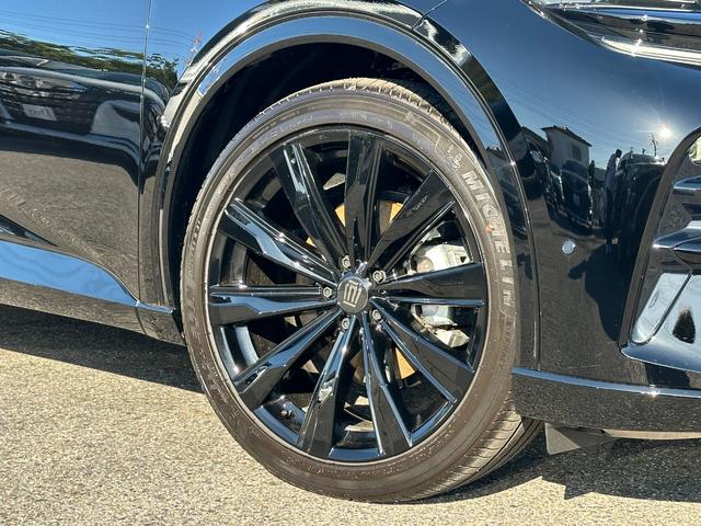 クラウンスポーツ Ｚ　【即納！パノラマルーフ！】１２．３インチディスプレイオーディオ　デジタルインナーミラー　ドラレコ前後　パノラミックビューモニター　２１インチアルミホイール　ワイヤレス充電　ハンズフリーパワーバックドア（19枚目）