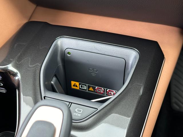 クラウンスポーツ Ｚ　【即納！パノラマルーフ！】１２．３インチディスプレイオーディオ　デジタルインナーミラー　ドラレコ前後　パノラミックビューモニター　２１インチアルミホイール　ワイヤレス充電　ハンズフリーパワーバックドア（48枚目）