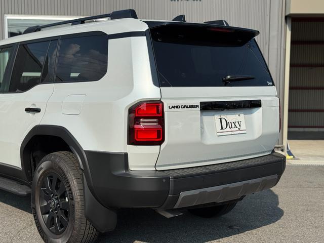 ランドクルーザー２５０ 　【ローン２．９％〜！ＺＸファーストエディション】　特別仕様車！サンルーフ　ルーフレール　ブラウン内装　丸目ＬＥＤヘッドライト　ＪＢＬサウンドシステム　デジタルインナーミラー　パノラミックビューモニター（25枚目）