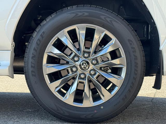 ランドクルーザー ＺＸ　【リアエンターテインメントシステム！パノラミックビューモニター！】クールＢＯＸ　ＪＢＬサウンドシステム　リアデフロック　タイヤ空気圧センサー　ブラックルーフレール　モデリスタエアロ　サンルーフ　ＢＳＭ（39枚目）