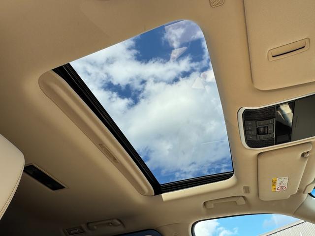 ランドクルーザー ＺＸ　【リアエンターテインメントシステム！パノラミックビューモニター！】クールＢＯＸ　ＪＢＬサウンドシステム　リアデフロック　タイヤ空気圧センサー　ブラックルーフレール　モデリスタエアロ　サンルーフ　ＢＳＭ（67枚目）