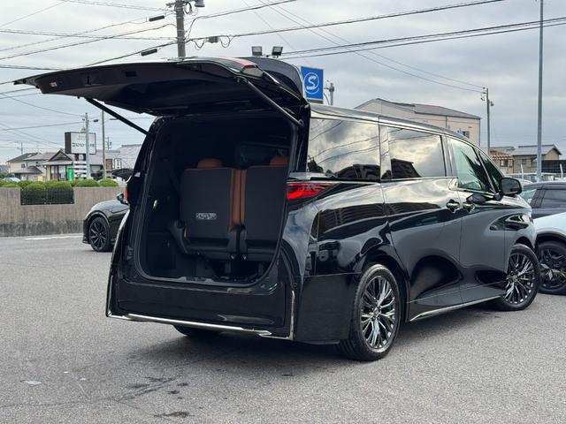 ヴェルファイアハイブリッド Ｚ　プレミア　【黄色フォグランプ！！トヨタチームメイト！】パノラミックビューモニター　デジタルインナーミラー　両側パワースライドドア　１４インチディスプレイオーディオ　ベンチレーション　シートヒーター　ＥＴＣ２．０（24枚目）