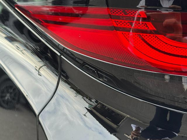 ヴェルファイアハイブリッド Ｚ　プレミア　【黄色フォグランプ！！トヨタチームメイト！】パノラミックビューモニター　デジタルインナーミラー　両側パワースライドドア　１４インチディスプレイオーディオ　ベンチレーション　シートヒーター　ＥＴＣ２．０（28枚目）