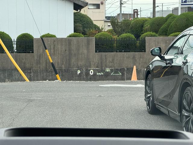 ヴェルファイアハイブリッド Ｚ　プレミア　【黄色フォグランプ！！トヨタチームメイト！】パノラミックビューモニター　デジタルインナーミラー　両側パワースライドドア　１４インチディスプレイオーディオ　ベンチレーション　シートヒーター　ＥＴＣ２．０（39枚目）