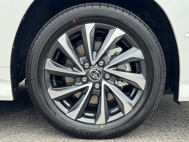 ヴォクシー ハイブリッドＳ－Ｚ　【パノラミックビューモニター！快適利便パッケージＨｉ】１０．５インチディスプレイオーディオ　三眼ＬＥＤヘッドライト　ＨＵＤ　デジタルインナーミラー　スペアタイヤ　ＣＤ／ＤＶＤデッキ　アドバンストパーク（33枚目）