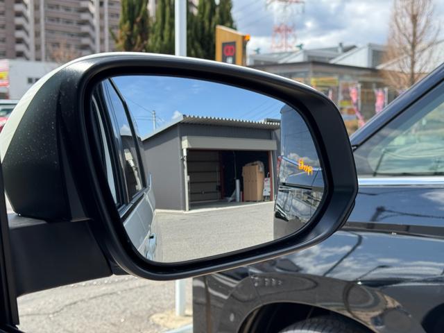 ヴォクシー ハイブリッドＳ－Ｚ　【１３．２インチフリップダウンモニター！トヨタチームメイト！】１０．５インチディスプレイオーディオ　快適利便パッケージＨｉ　ＡＣ１００Ｖ電源　両側パワースライドドア　ブラインドスポットモニター　ＥＴＣ（32枚目）