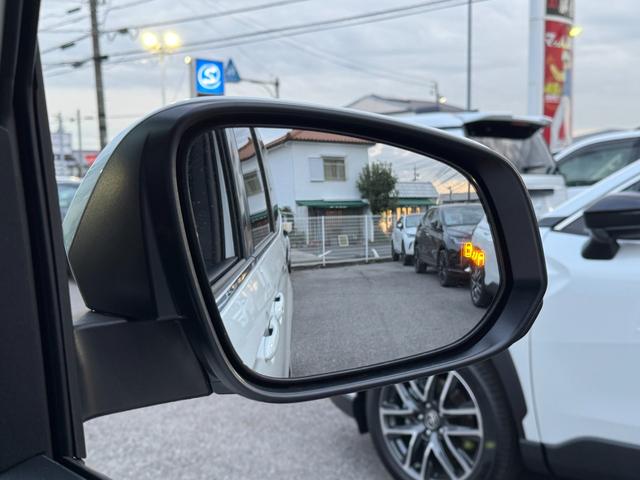 ヴォクシー ハイブリッドＳ－Ｚ　【改モデル！！快適利便パッケージＨｉ！！】１０．５インチディスプレイオーディオ　ＣＤ／ＤＶＤデッキ　三眼ＬＥＤヘッドライト　ユニバーサルステップ　ブラインドスポットモニター　オットマン　シートヒーター（38枚目）