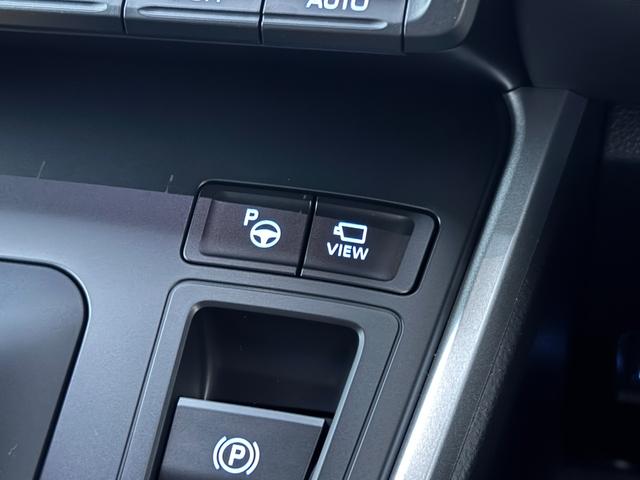 ヴォクシー ハイブリッドＳ－Ｚ　【改モデル！！快適利便パッケージＨｉ！！】１０．５インチディスプレイオーディオ　ＣＤ／ＤＶＤデッキ　三眼ＬＥＤヘッドライト　ユニバーサルステップ　ブラインドスポットモニター　オットマン　シートヒーター（49枚目）