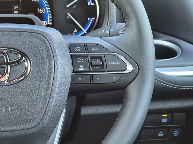 ヴォクシー ハイブリッドＳ－Ｚ　【ドライビングサポートパッケージ！快適利便パッケージＨｉ！】　１０．５ＤＡＰｌｕｓ　トヨタチームメイト　ブラインドスポットモニター　両側電動スライドドア　パノラミックビューモニター　アドバンスドパーク（35枚目）