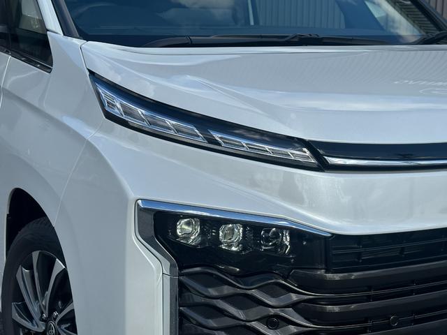 ヴォクシー ハイブリッドＳ－Ｚ　【２０２５年次改良モデル！アドバンスドドライブ】ブラインドスポットモニター　ヘッドアップディスプレイ　三眼ＬＥＤヘッドライト　シートヒーター　オットマン　両側パワースライドドア　快適利便パッケージＨｉ（11枚目）