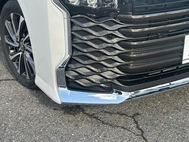 ヴォクシー ハイブリッドＳ－Ｚ　【２０２５年次改良モデル！アドバンスドドライブ】ブラインドスポットモニター　ヘッドアップディスプレイ　三眼ＬＥＤヘッドライト　シートヒーター　オットマン　両側パワースライドドア　快適利便パッケージＨｉ（13枚目）