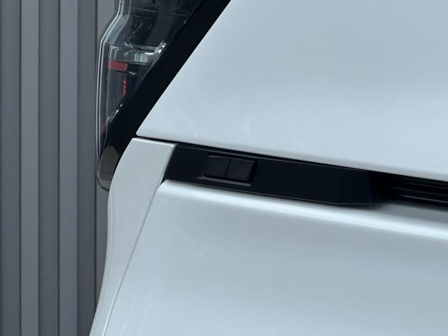 ヴォクシー ハイブリッドＳ－Ｚ　【２０２５年次改良モデル！アドバンスドドライブ】ブラインドスポットモニター　ヘッドアップディスプレイ　三眼ＬＥＤヘッドライト　シートヒーター　オットマン　両側パワースライドドア　快適利便パッケージＨｉ（21枚目）