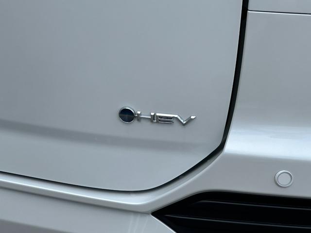 ヴォクシー ハイブリッドＳ－Ｚ　【２０２５年次改良モデル！アドバンスドドライブ】ブラインドスポットモニター　ヘッドアップディスプレイ　三眼ＬＥＤヘッドライト　シートヒーター　オットマン　両側パワースライドドア　快適利便パッケージＨｉ（32枚目）