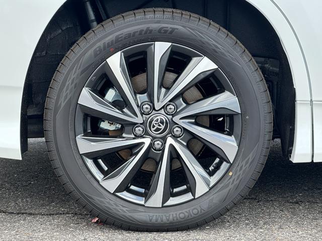 ヴォクシー ハイブリッドＳ－Ｚ　【２０２５年次改良モデル！アドバンスドドライブ】ブラインドスポットモニター　ヘッドアップディスプレイ　三眼ＬＥＤヘッドライト　シートヒーター　オットマン　両側パワースライドドア　快適利便パッケージＨｉ（34枚目）