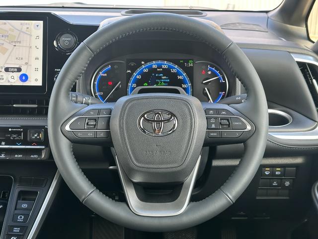 ヴォクシー ハイブリッドＳ－Ｚ　【２０２５年次改良モデル！アドバンスドドライブ】ブラインドスポットモニター　ヘッドアップディスプレイ　三眼ＬＥＤヘッドライト　シートヒーター　オットマン　両側パワースライドドア　快適利便パッケージＨｉ（42枚目）