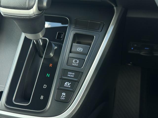 ヴォクシー ハイブリッドＳ－Ｚ　【２０２５年次改良モデル！アドバンスドドライブ】ブラインドスポットモニター　ヘッドアップディスプレイ　三眼ＬＥＤヘッドライト　シートヒーター　オットマン　両側パワースライドドア　快適利便パッケージＨｉ（49枚目）