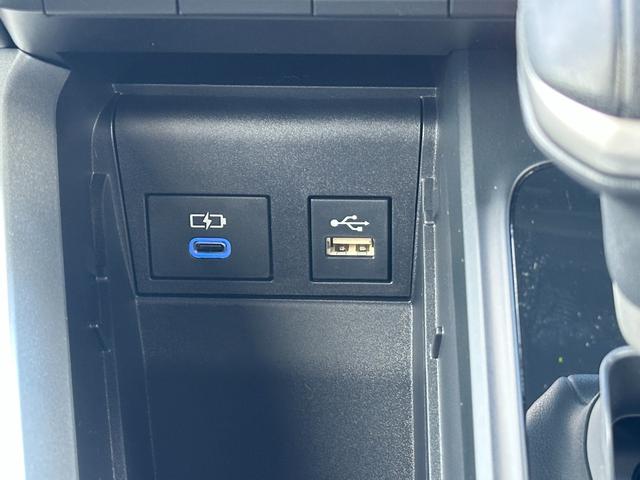 ヴォクシー ハイブリッドＳ－Ｚ　【２０２５年次改良モデル！アドバンスドドライブ】ブラインドスポットモニター　ヘッドアップディスプレイ　三眼ＬＥＤヘッドライト　シートヒーター　オットマン　両側パワースライドドア　快適利便パッケージＨｉ（51枚目）