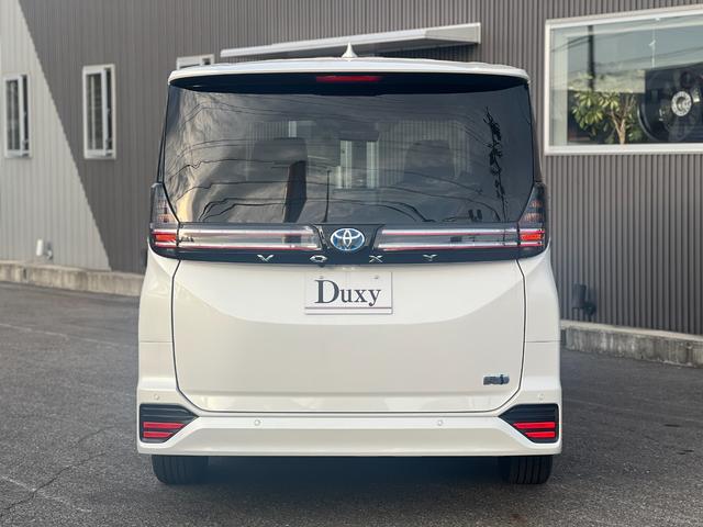 ヴォクシー ハイブリッドＳ－Ｚ　【パノラミックビューモニター！快適利便パッケージＨｉ】１０．５インチディスプレイオーディオ　三眼ＬＥＤヘッドライト　ＨＵＤ　デジタルインナーミラー　スペアタイヤ　ＣＤ／ＤＶＤデッキ　アドバンストパーク（6枚目）