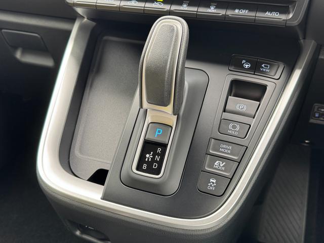 ヴォクシー ハイブリッドＳ－Ｚ　【パノラミックビューモニター！快適利便パッケージＨｉ】１０．５インチディスプレイオーディオ　三眼ＬＥＤヘッドライト　ＨＵＤ　デジタルインナーミラー　スペアタイヤ　ＣＤ／ＤＶＤデッキ　アドバンストパーク（47枚目）