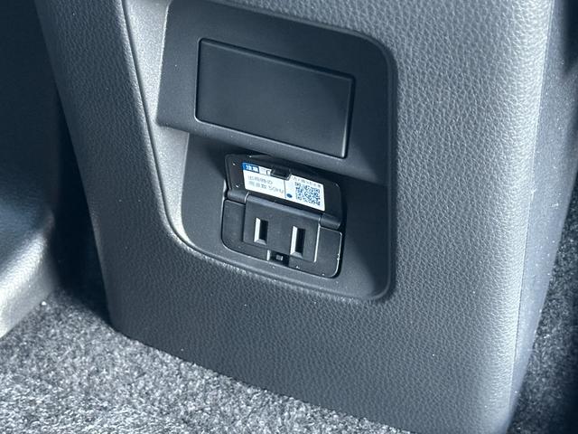 ヴォクシー ハイブリッドＳ－Ｚ　【パノラミックビューモニター！快適利便パッケージＨｉ】１０．５インチディスプレイオーディオ　三眼ＬＥＤヘッドライト　ＨＵＤ　デジタルインナーミラー　スペアタイヤ　ＣＤ／ＤＶＤデッキ　アドバンストパーク（74枚目）