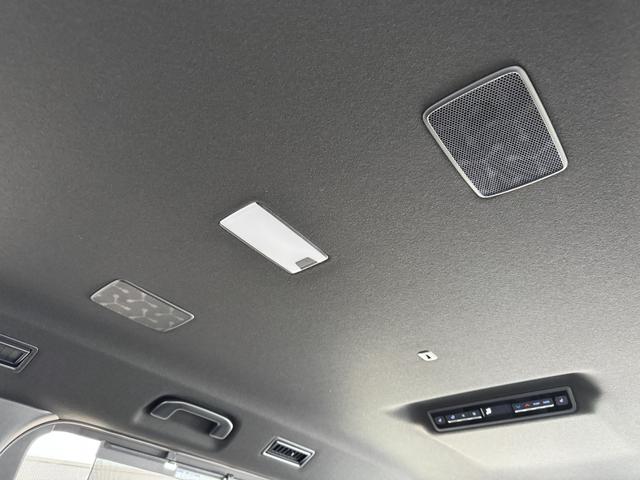 ノア ハイブリッドＳ－Ｚ　【１０．５インチディスプレイオーディオ！三眼ＬＥＤヘッドライト】デジタルインナーミラー　ヘッドアップディスプレイ　バックカメラ　アドバンストドライブ　後席シートヒーター　快適利便パッケージＨｉ　ＥＴＣ（71枚目）