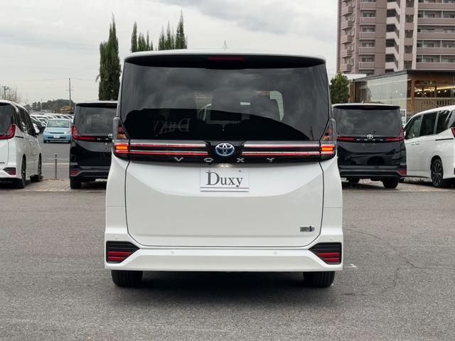 ヴォクシー 　【１０．５インチディスプレイオーディオＰｌｕｓ！！三眼ＬＥＤヘッドライト】　両側電動スライドドア　ＨＤＭＩ入力端子　フルセグＴＶ　クルーズコントロール　シートヒーター　ＣＤ／ＤＶＤデッキ　ＥＴＣ２．０（6枚目）