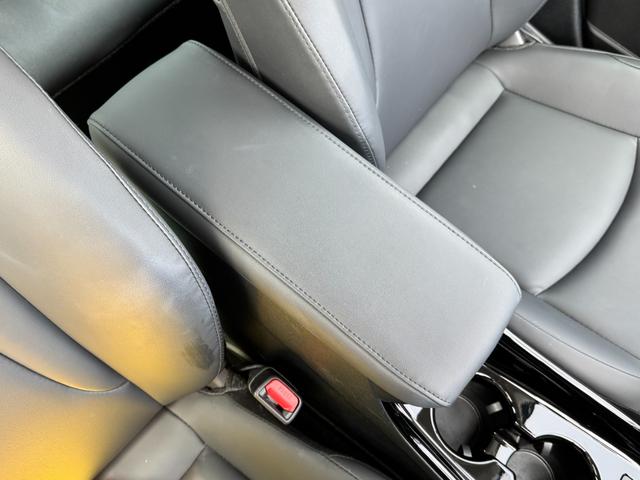 プリウス Ｓツーリングセレクション・ブラックエディション　【特別仕様車！ツートンカラー！！】純正８インチディスプレイオーディオ　両席シートヒーター　ドラレコ前後　クルーズコントロール　ＡＣ１００Ｖコンセント　トヨタセーフティセンス　パノラミックビューモニター（55枚目）