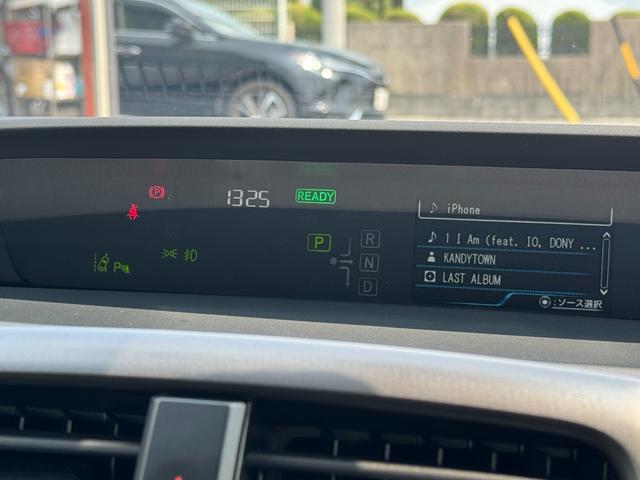プリウス Ｓツーリングセレクション・ブラックエディション　【特別仕様車！ツートンカラー！！】純正８インチディスプレイオーディオ　両席シートヒーター　ドラレコ前後　クルーズコントロール　ＡＣ１００Ｖコンセント　トヨタセーフティセンス　パノラミックビューモニター（64枚目）