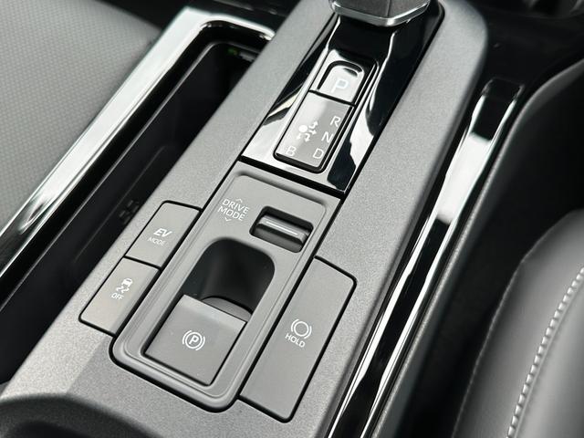 プリウス Ｚ　【１２．３インチディスプレイオーディオ！　デジタルインナーミラー！！】　ドラレコ前後　アドバンストパーク　パノラミックビューモニター　ベンチレーション　ワイヤレス充電　パワーバックドア　シートヒーター（51枚目）