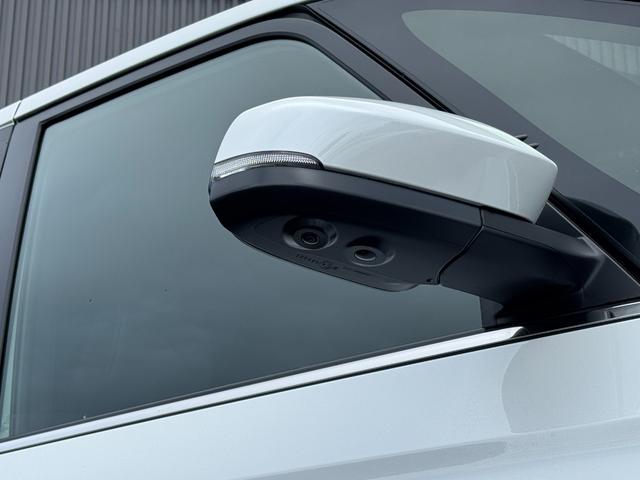 ヴォクシー ハイブリッドS-Z 【パノラミックビューモニター!!ヘッドアップディスプレイ!!】10.5インチディスプレイオーディオ CD/DVDデッキ 3眼LEDヘッドライト 快適利便パッケージHi 寒冷地仕様 BSM Uステップ!(18枚目)