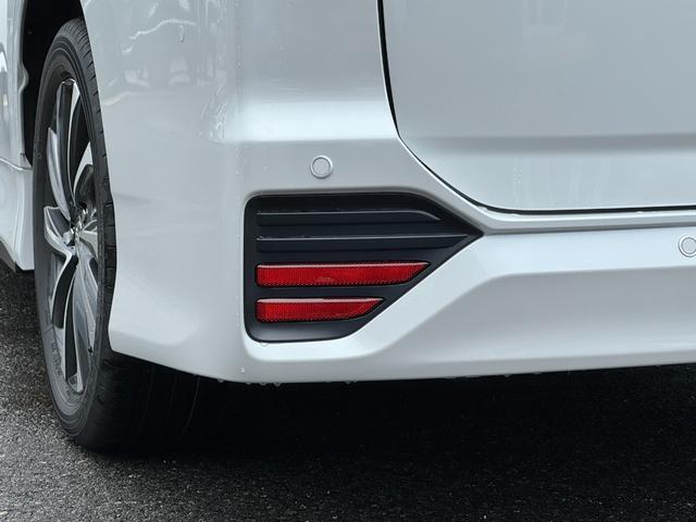 ヴォクシー ハイブリッドS-Z 【パノラミックビューモニター!!ヘッドアップディスプレイ!!】10.5インチディスプレイオーディオ CD/DVDデッキ 3眼LEDヘッドライト 快適利便パッケージHi 寒冷地仕様 BSM Uステップ!(29枚目)