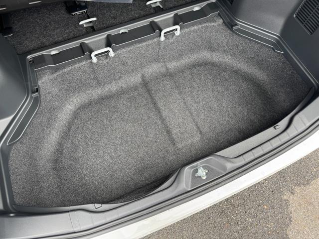 ヴォクシー ハイブリッドS-Z 【パノラミックビューモニター!!ヘッドアップディスプレイ!!】10.5インチディスプレイオーディオ CD/DVDデッキ 3眼LEDヘッドライト 快適利便パッケージHi 寒冷地仕様 BSM Uステップ!(80枚目)