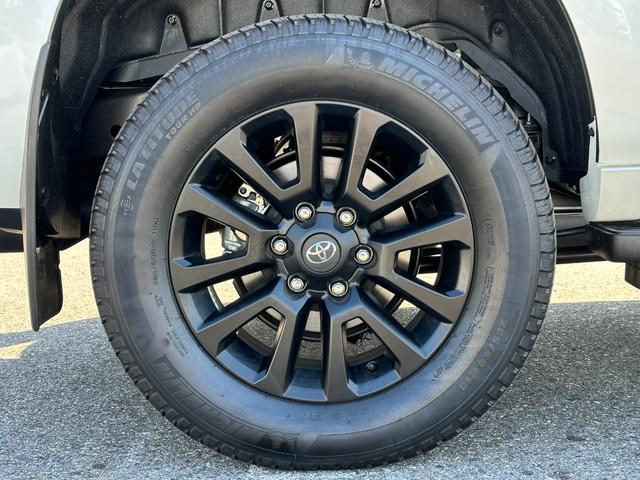 ランドクルーザープラド ＴＸ　Ｌパッケージ　マットブラックエディション　【特別仕様車！！メーカーナビ！！】パノラミックビューモニター！　サンルーフ　ルーフレール　９インチディスプレイオーディオ　７人乗り　ブラインドスポットモニター　寒冷地仕様　ルーフレール　ベージュ内装！（37枚目）