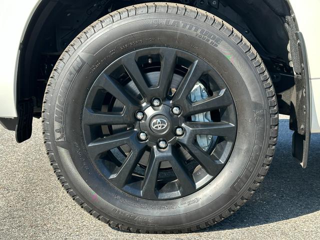 ランドクルーザープラド ＴＸ　Ｌパッケージ　マットブラックエディション　【特別仕様車！！メーカーナビ！！】パノラミックビューモニター！　サンルーフ　ルーフレール　９インチディスプレイオーディオ　７人乗り　ブラインドスポットモニター　寒冷地仕様　ルーフレール　ベージュ内装！（38枚目）