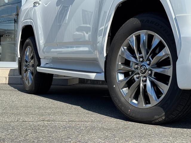 ランドクルーザー ＺＸ　【リアエンターテインメントシステム！パノラミックビューモニター！】クールＢＯＸ　ＪＢＬサウンドシステム　リアデフロック　タイヤ空気圧センサー　ブラックルーフレール　モデリスタエアロ　サンルーフ　ＢＳＭ（24枚目）