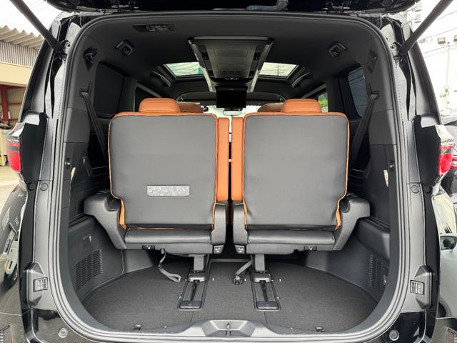 【トランクルーム】大きな荷物も積み込み可能な、トランクルームです！オプションにて、トランクマットなどもご用意しております！お気軽にご相談くださいませ！！ご来店時には、お電話にて、ご予約くださいませ！！